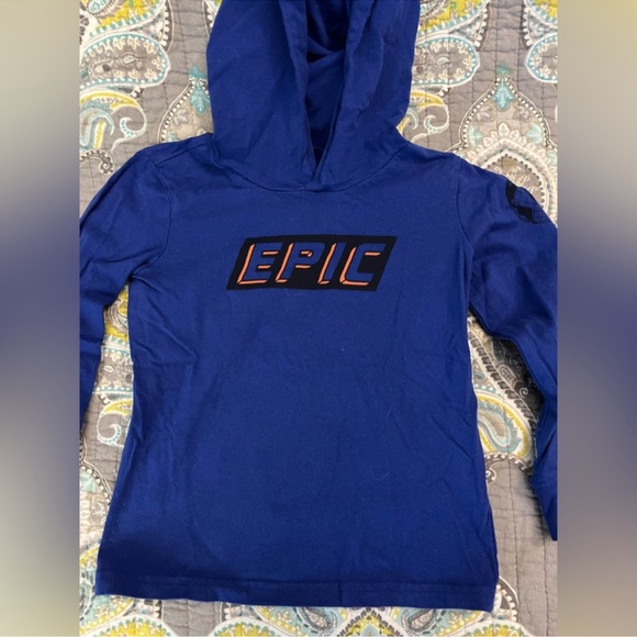 Bundle of 5 Carters/OshKosh Boys Long Sleeve Graphic T-Shirts 4/4A - Picture 9 of 11